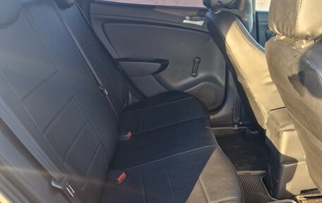 Hyundai Solaris II рестайлинг, 2011 год, 690 000 рублей, 10 фотография