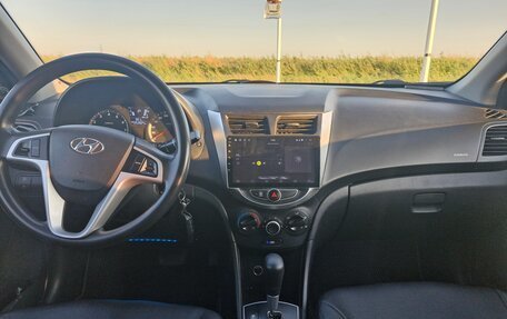 Hyundai Solaris II рестайлинг, 2011 год, 690 000 рублей, 8 фотография