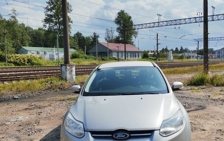 Ford Focus III, 2015 год, 850 000 рублей, 2 фотография