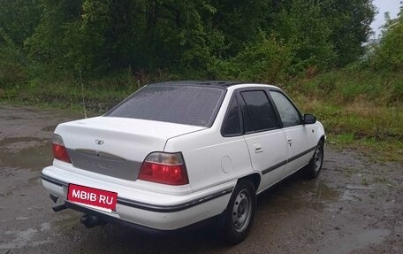 Daewoo Nexia I рестайлинг, 2004 год, 150 000 рублей, 2 фотография