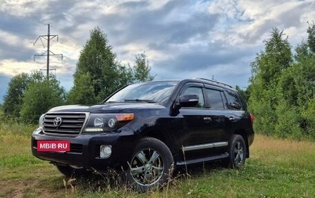 Toyota Land Cruiser 200, 2014 год, 3 700 000 рублей, 2 фотография