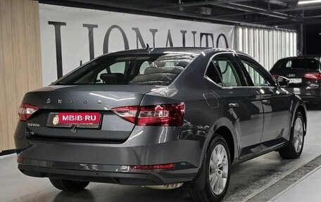 Skoda Superb III рестайлинг, 2021 год, 2 150 000 рублей, 10 фотография