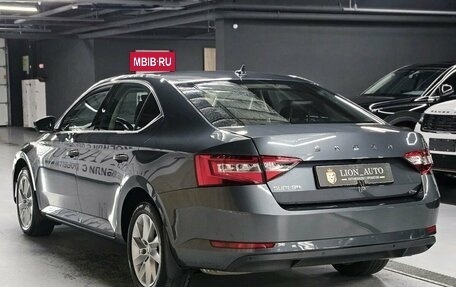 Skoda Superb III рестайлинг, 2021 год, 2 150 000 рублей, 5 фотография
