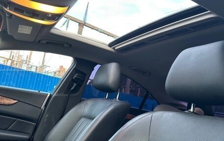 Mercedes-Benz CLS, 2012 год, 2 500 000 рублей, 12 фотография