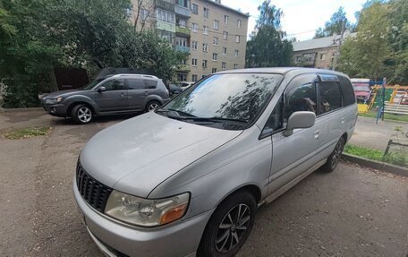 Nissan Bassara, 2000 год, 500 000 рублей, 3 фотография