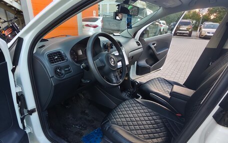 Volkswagen Polo VI (EU Market), 2014 год, 750 000 рублей, 4 фотография