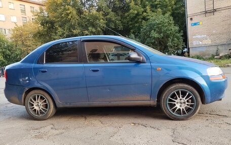 Chevrolet Aveo III, 2004 год, 370 000 рублей, 2 фотография