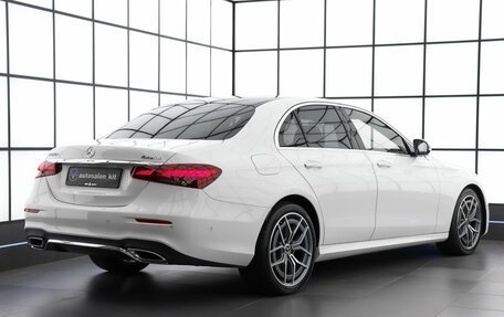 Mercedes-Benz E-Класс, 2020 год, 4 790 000 рублей, 6 фотография