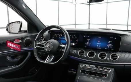 Mercedes-Benz E-Класс, 2020 год, 4 790 000 рублей, 9 фотография