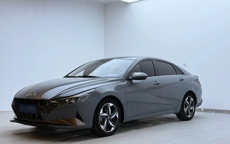 Hyundai Elantra, 2021 год, 1 530 000 рублей, 2 фотография