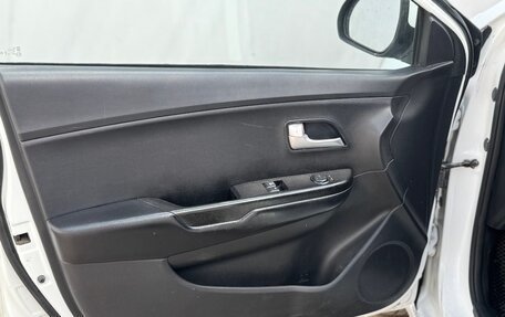 KIA Rio III рестайлинг, 2015 год, 599 000 рублей, 11 фотография