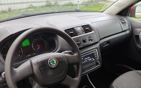 Skoda Fabia II, 2012 год, 330 000 рублей, 6 фотография