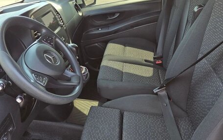 Mercedes-Benz Vito, 2022 год, 3 950 000 рублей, 7 фотография