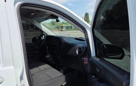 Mercedes-Benz Vito, 2022 год, 3 950 000 рублей, 5 фотография