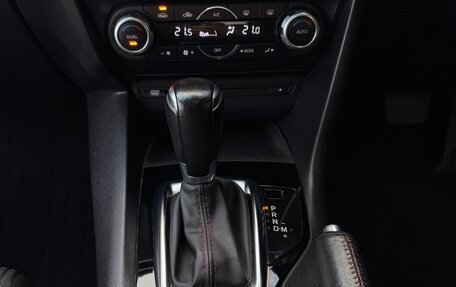Mazda Axela, 2014 год, 1 075 000 рублей, 24 фотография