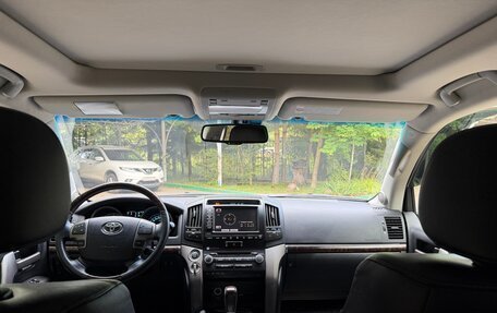 Toyota Land Cruiser 200, 2011 год, 4 000 000 рублей, 7 фотография