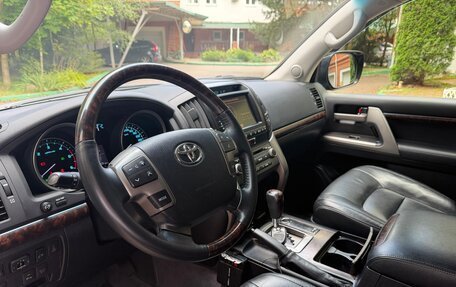 Toyota Land Cruiser 200, 2011 год, 4 000 000 рублей, 10 фотография