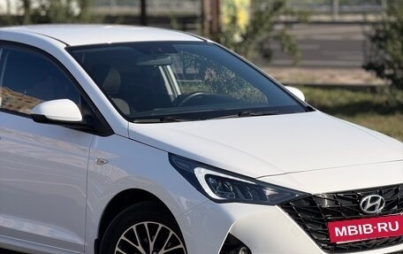 Hyundai Solaris II рестайлинг, 2021 год, 1 520 000 рублей, 6 фотография