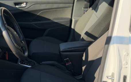 Hyundai Solaris II рестайлинг, 2021 год, 1 520 000 рублей, 19 фотография