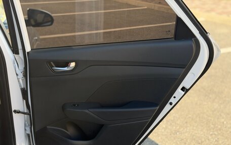 Hyundai Solaris II рестайлинг, 2021 год, 1 520 000 рублей, 23 фотография