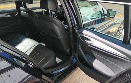 BMW 5 серия, 2018 год, 3 950 000 рублей, 10 фотография