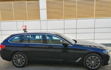BMW 5 серия, 2018 год, 3 950 000 рублей, 18 фотография