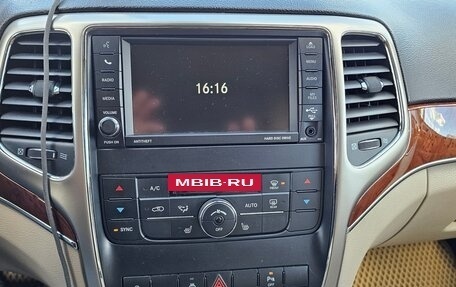 Jeep Grand Cherokee, 2012 год, 2 450 000 рублей, 12 фотография