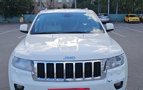 Jeep Grand Cherokee, 2012 год, 2 450 000 рублей, 2 фотография