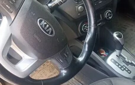 KIA Rio III рестайлинг, 2013 год, 950 000 рублей, 5 фотография