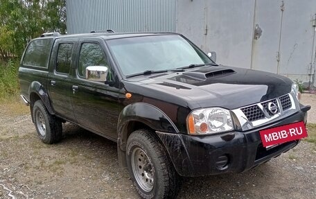 Nissan NP300, 2013 год, 1 800 000 рублей, 4 фотография