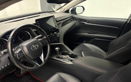 Toyota Camry, 2021 год, 3 300 000 рублей, 20 фотография