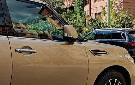 Nissan Patrol, 2011 год, 2 000 000 рублей, 8 фотография