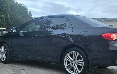 Toyota Corolla, 2011 год, 855 000 рублей, 5 фотография