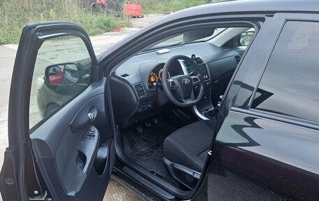 Toyota Corolla, 2011 год, 855 000 рублей, 21 фотография