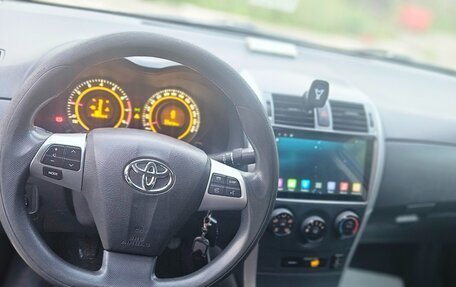 Toyota Corolla, 2011 год, 855 000 рублей, 23 фотография