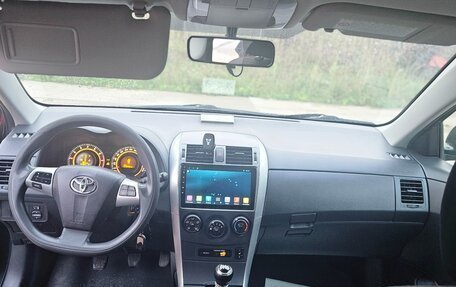 Toyota Corolla, 2011 год, 855 000 рублей, 27 фотография