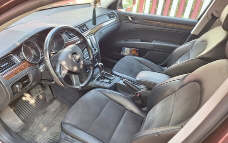 Skoda Superb III рестайлинг, 2014 год, 1 450 000 рублей, 8 фотография