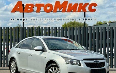 Chevrolet Cruze II, 2010 год, 690 000 рублей, 4 фотография