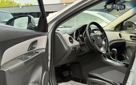 Chevrolet Cruze II, 2010 год, 690 000 рублей, 12 фотография