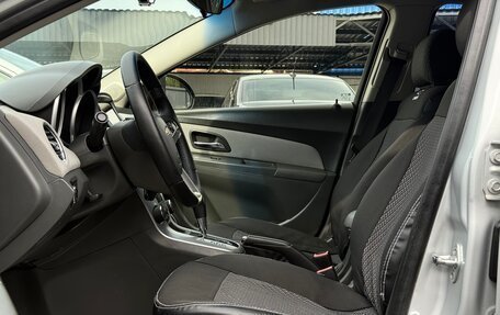Chevrolet Cruze II, 2010 год, 690 000 рублей, 16 фотография