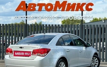 Chevrolet Cruze II, 2010 год, 690 000 рублей, 10 фотография