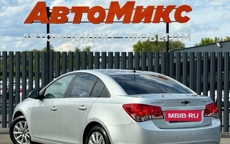 Chevrolet Cruze II, 2010 год, 690 000 рублей, 5 фотография
