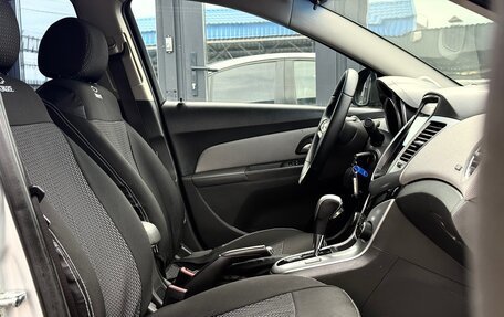 Chevrolet Cruze II, 2010 год, 690 000 рублей, 21 фотография