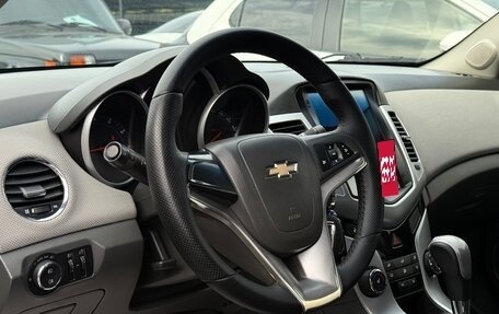 Chevrolet Cruze II, 2010 год, 690 000 рублей, 15 фотография