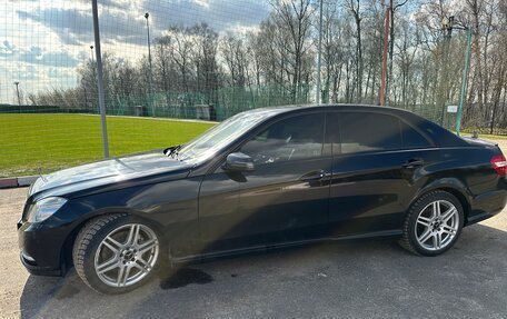 Mercedes-Benz E-Класс, 2013 год, 1 250 000 рублей, 11 фотография