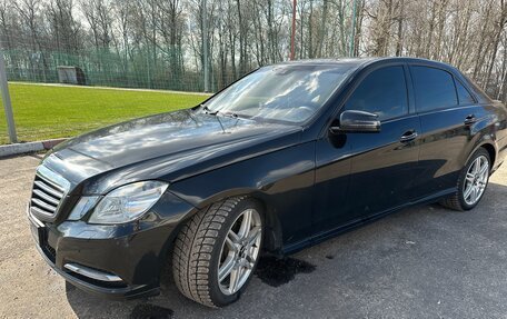Mercedes-Benz E-Класс, 2013 год, 1 250 000 рублей, 12 фотография