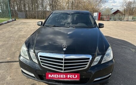 Mercedes-Benz E-Класс, 2013 год, 1 250 000 рублей, 13 фотография