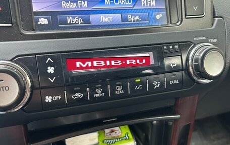 Toyota Land Cruiser Prado 150 рестайлинг 2, 2017 год, 3 790 000 рублей, 2 фотография