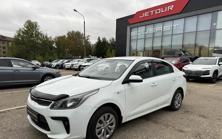 KIA Rio IV, 2018 год, 1 349 000 рублей, 2 фотография