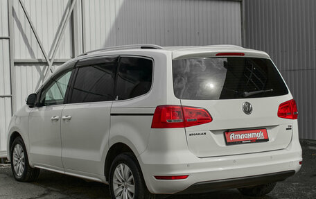 Volkswagen Sharan II, 2011 год, 1 400 000 рублей, 4 фотография